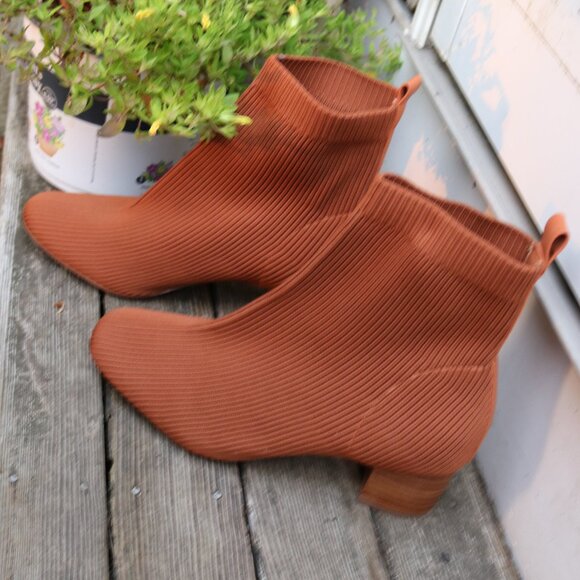 Joie Neely for Anthropologie Burnt Orange Rust Stretch Ribbed Sock Booties 7.5 - Picture 3 of 8